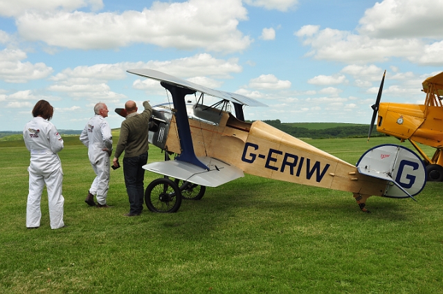 07 06 15_4941.JPG - COMPTON ABBAS AIRFIELD -  NORTH DORSET - 7.6.15  - THE WORLD'S SMALLEST AEROPLANE?